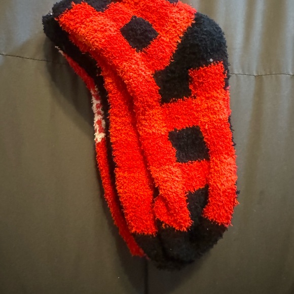 New with tags Holiday socks - Picture 3 of 3